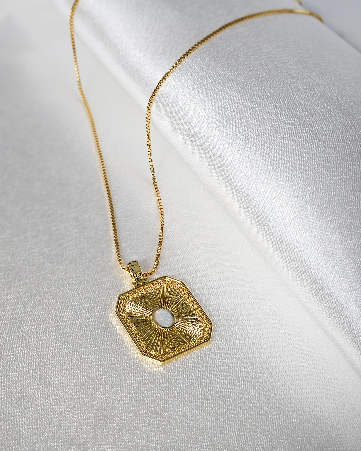Celeste Pendant Necklace