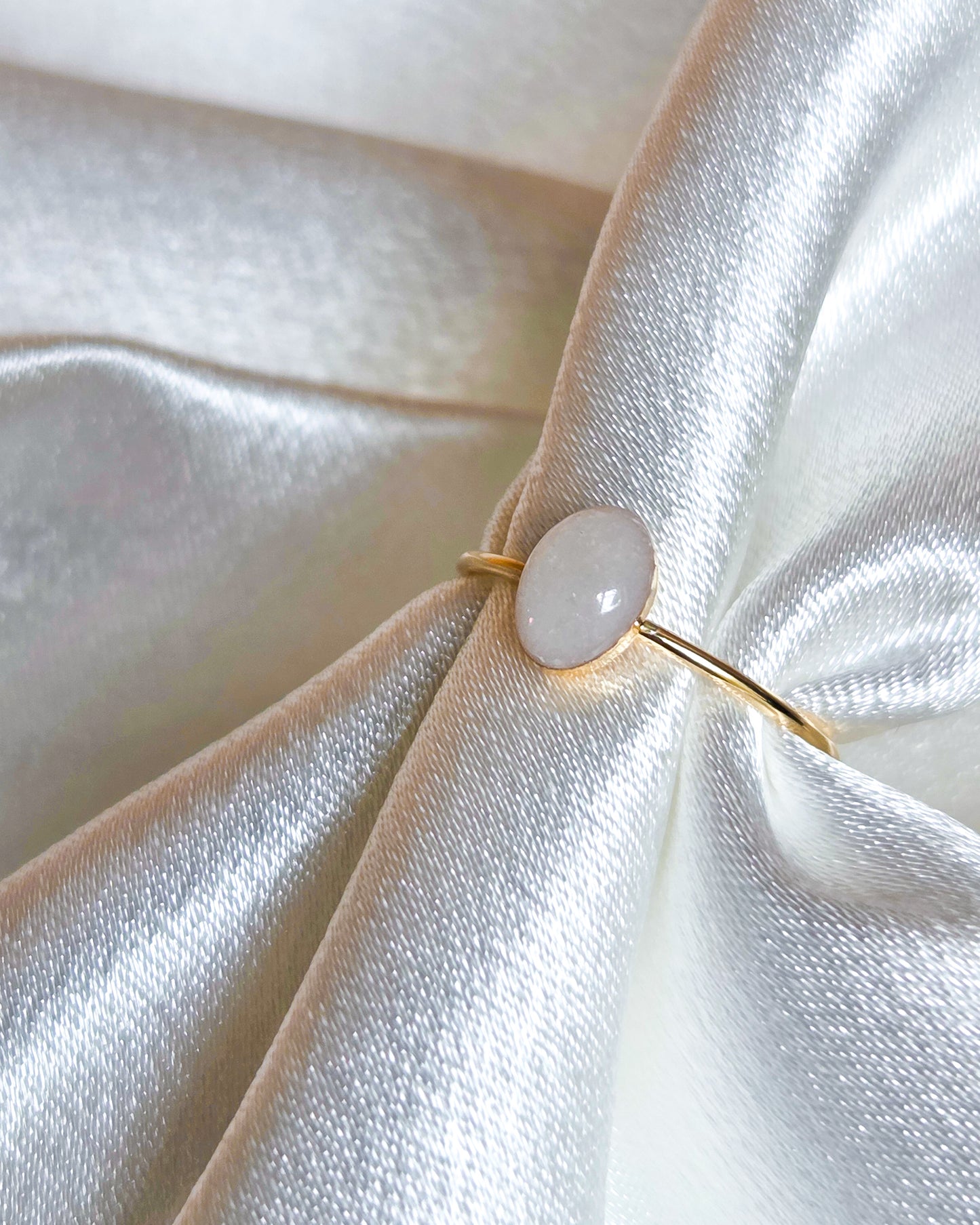 Milk Oval Ring in 14K Gold Filled