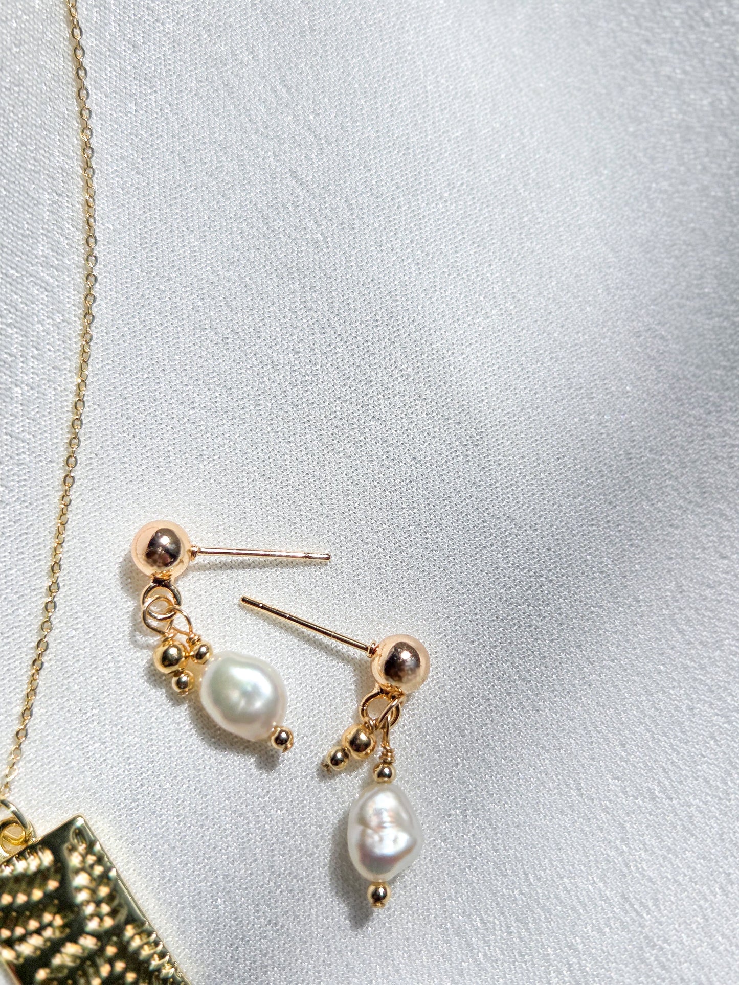 Goldie & Pearl Studs