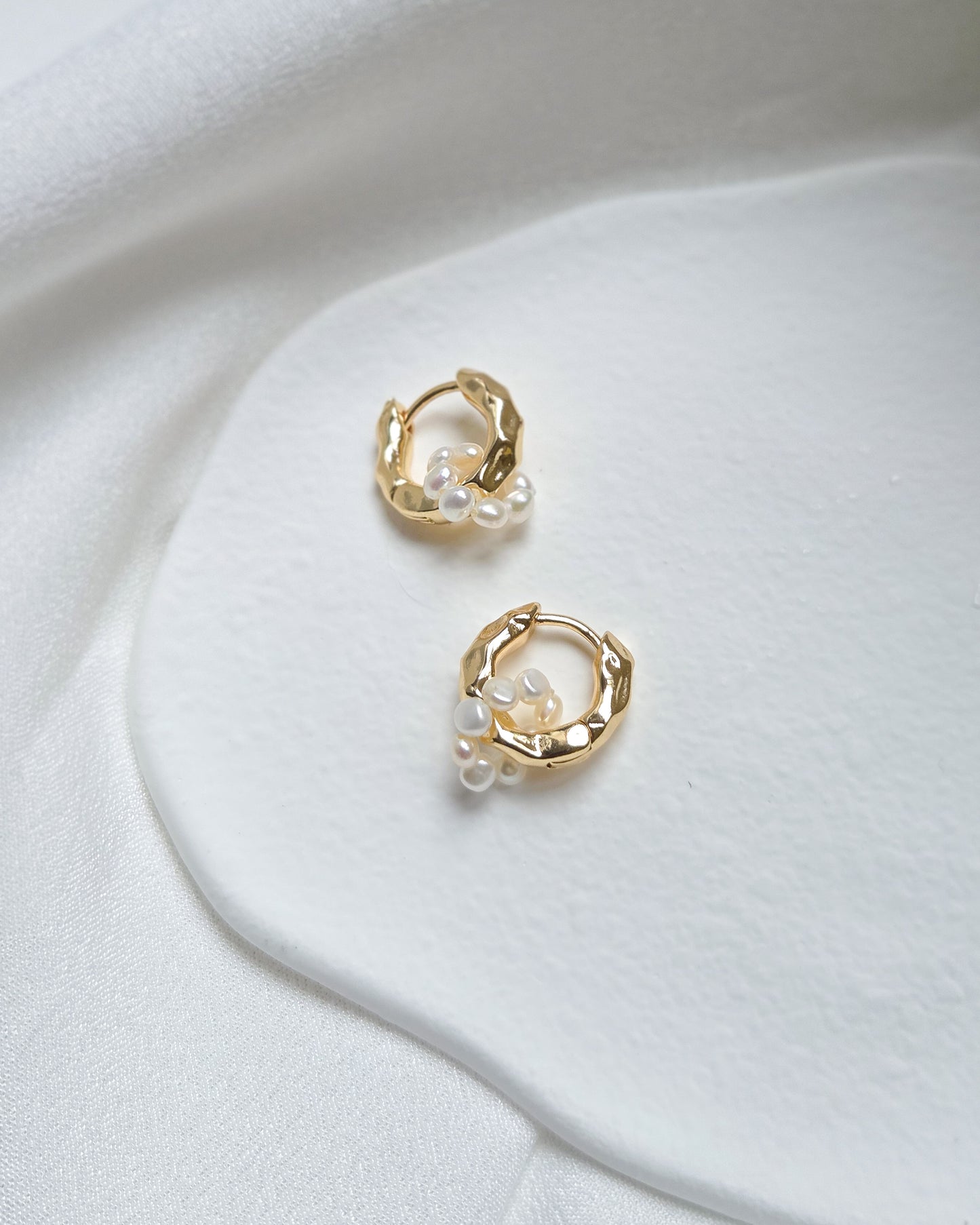 Halo Pearl Hoops