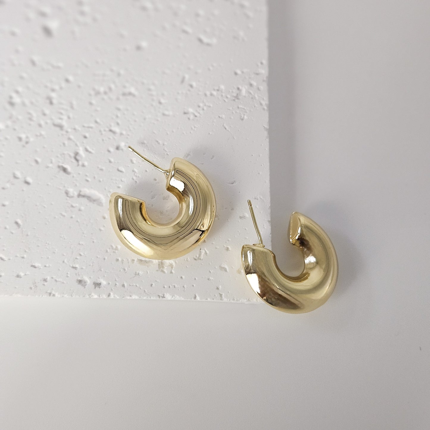 Bubble Hoop Studs- Gold Filled