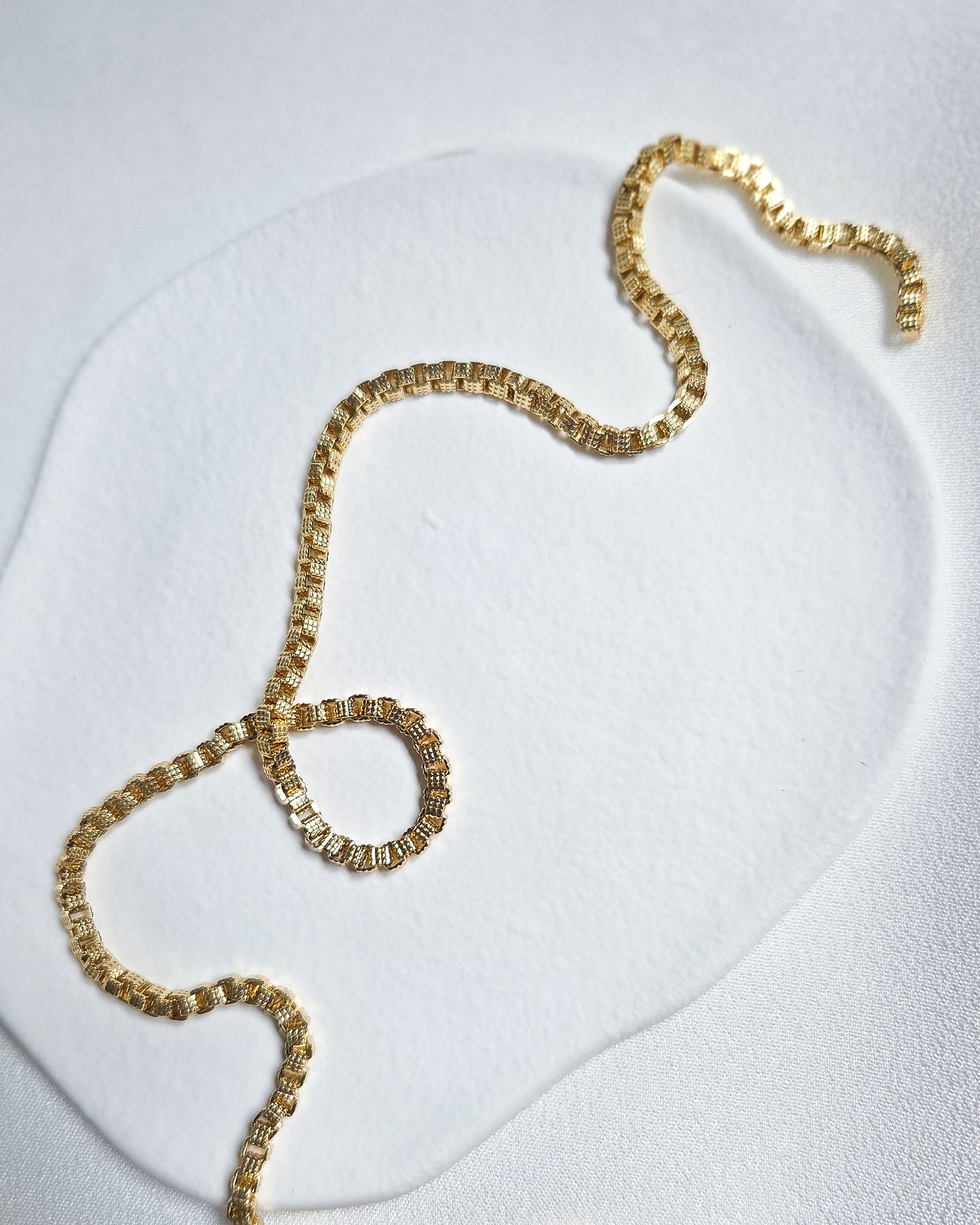 The Bold Box Chain Necklace