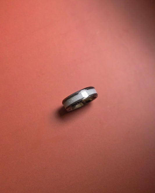 Hammered Edge Ring