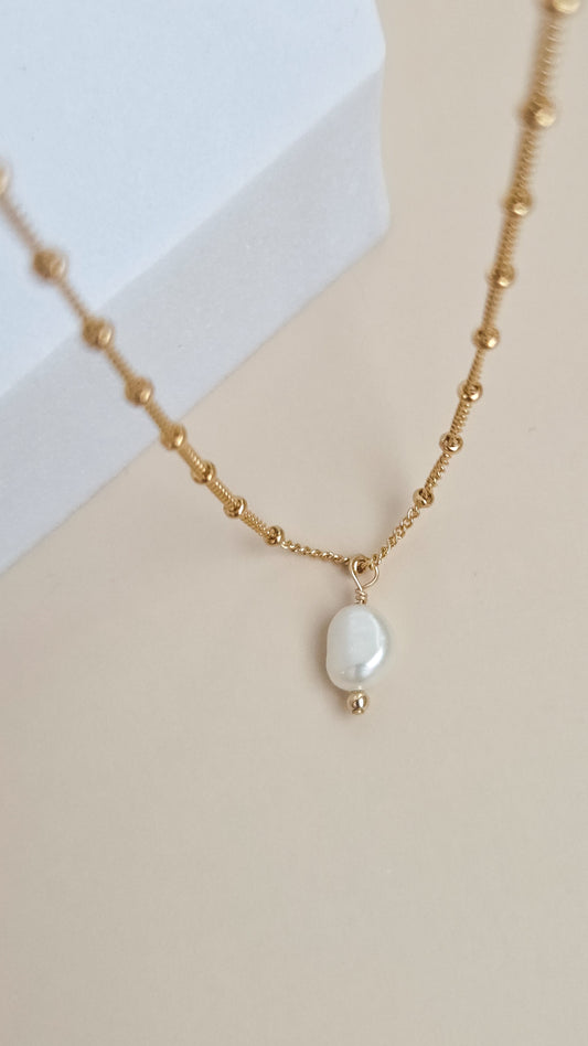 Satellite Pearl Necklace